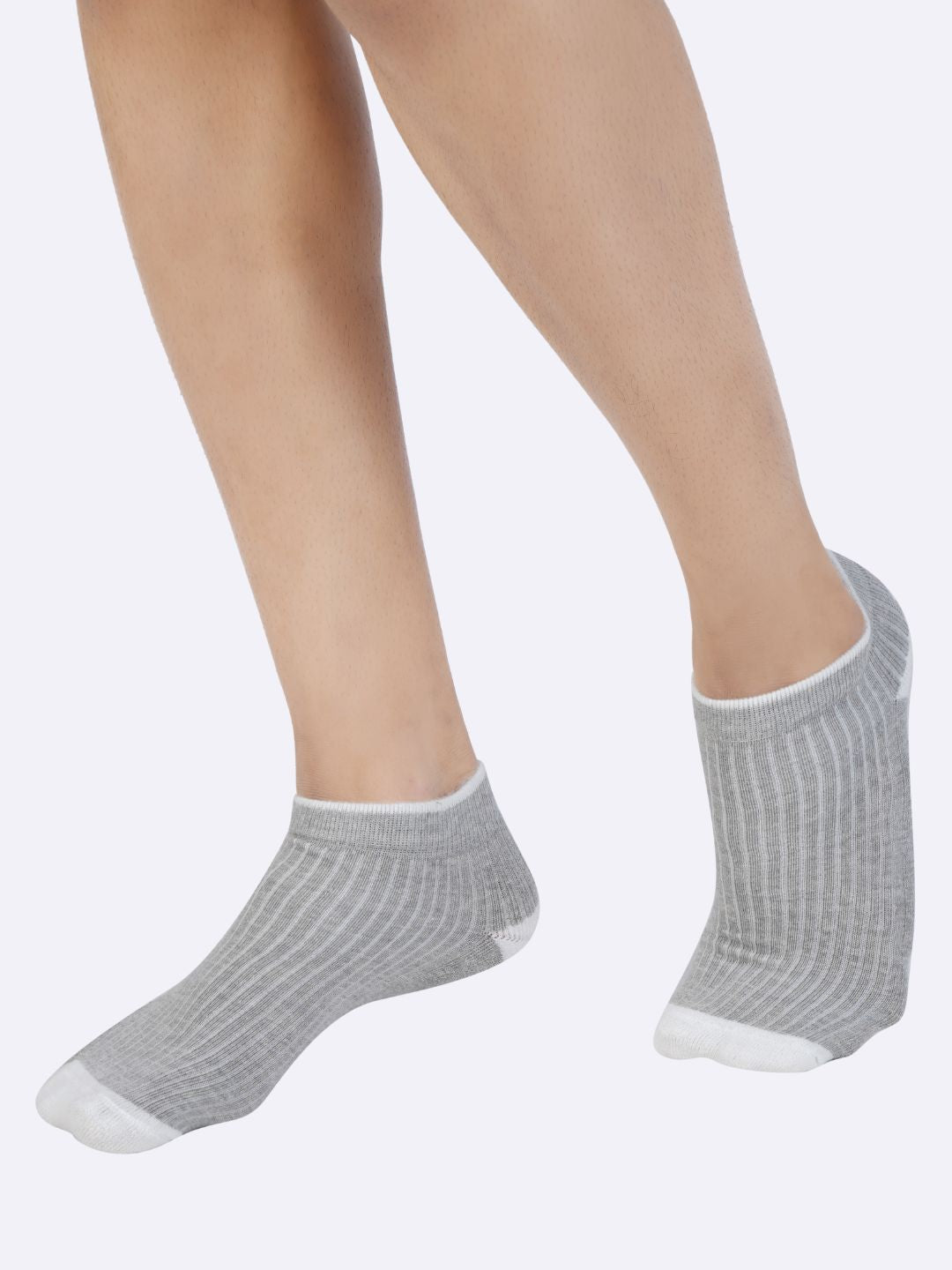 Stylish and versatile ribbed socks designed for everyday use.